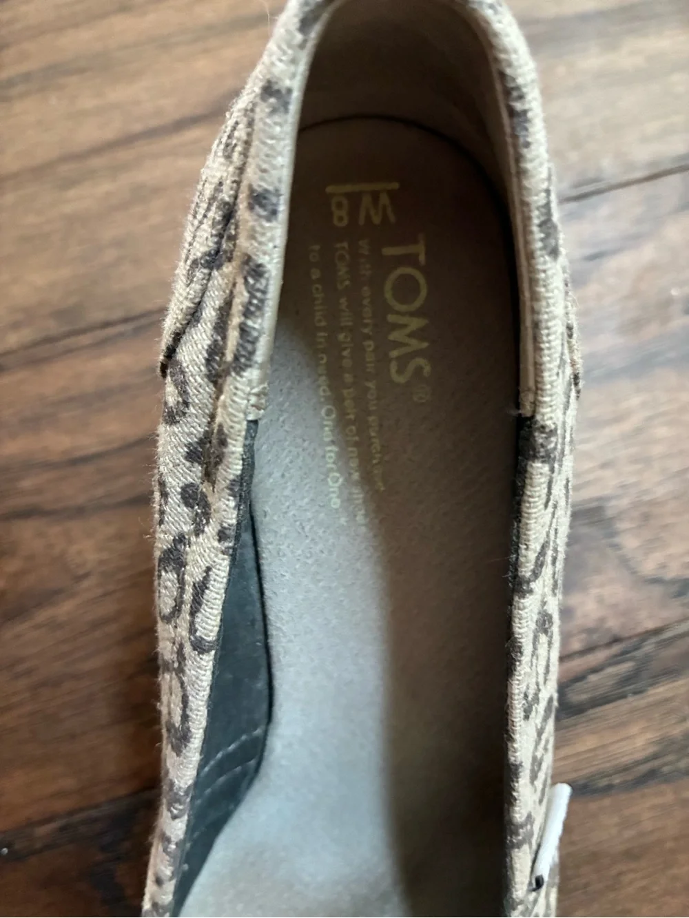 TOMS Espadrille Leopard Beige Wedge Sandals Canvas Platform Rope Wedges Women 8